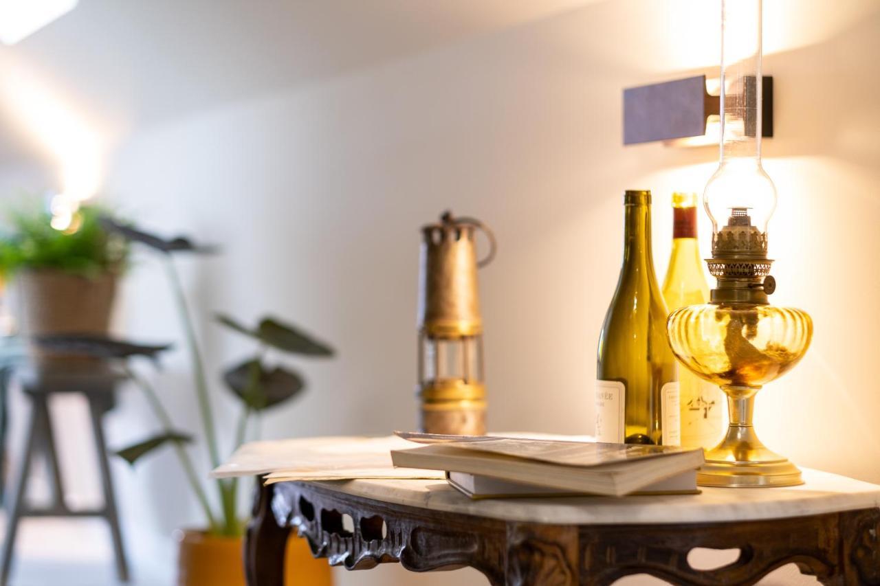 Le Sommelier Bed & Breakfast Байьол Екстериор снимка
