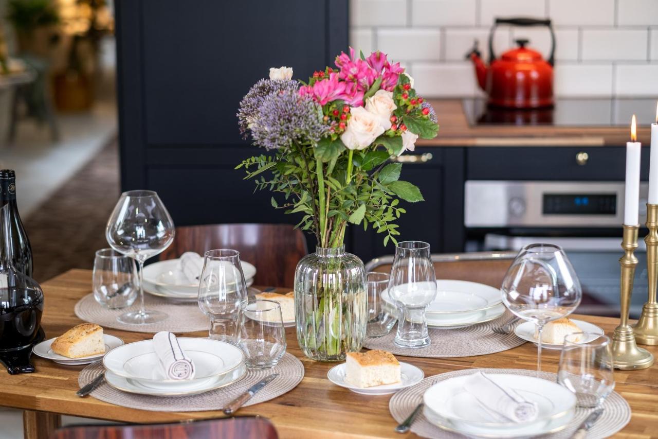 Le Sommelier Bed & Breakfast Байьол Екстериор снимка