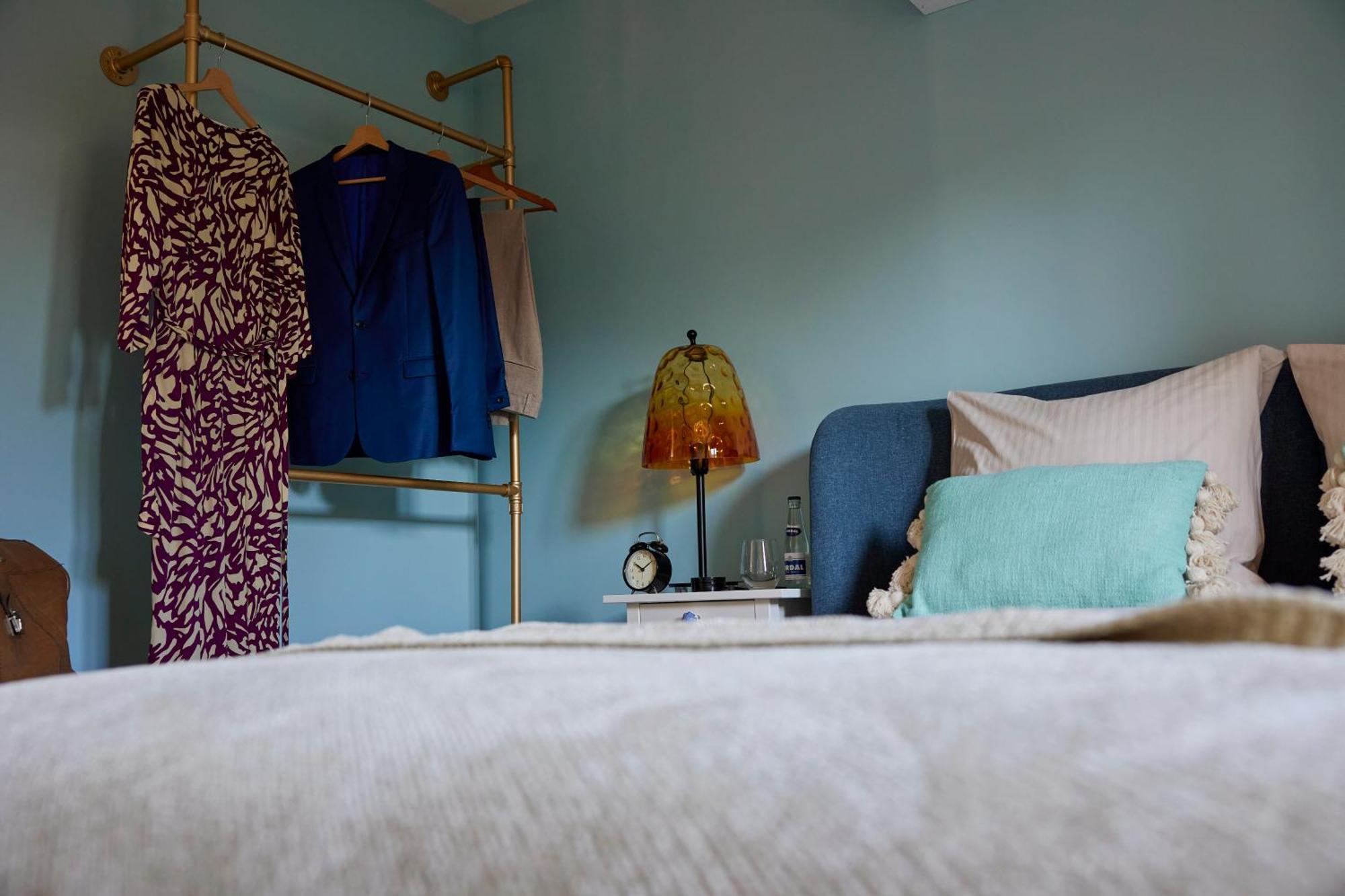 Le Sommelier Bed & Breakfast Байьол Екстериор снимка