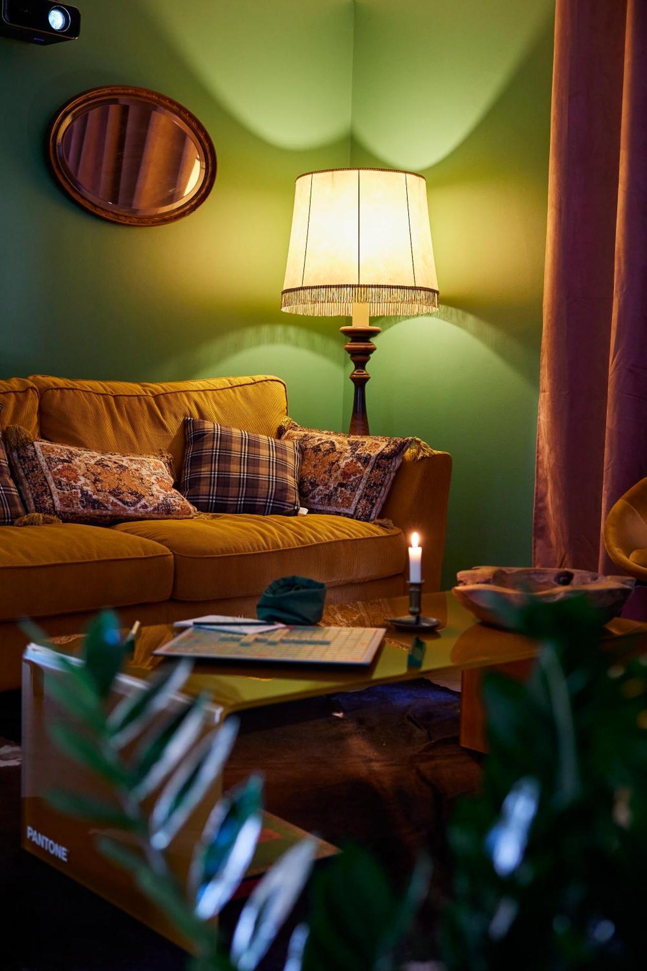 Le Sommelier Bed & Breakfast Байьол Екстериор снимка