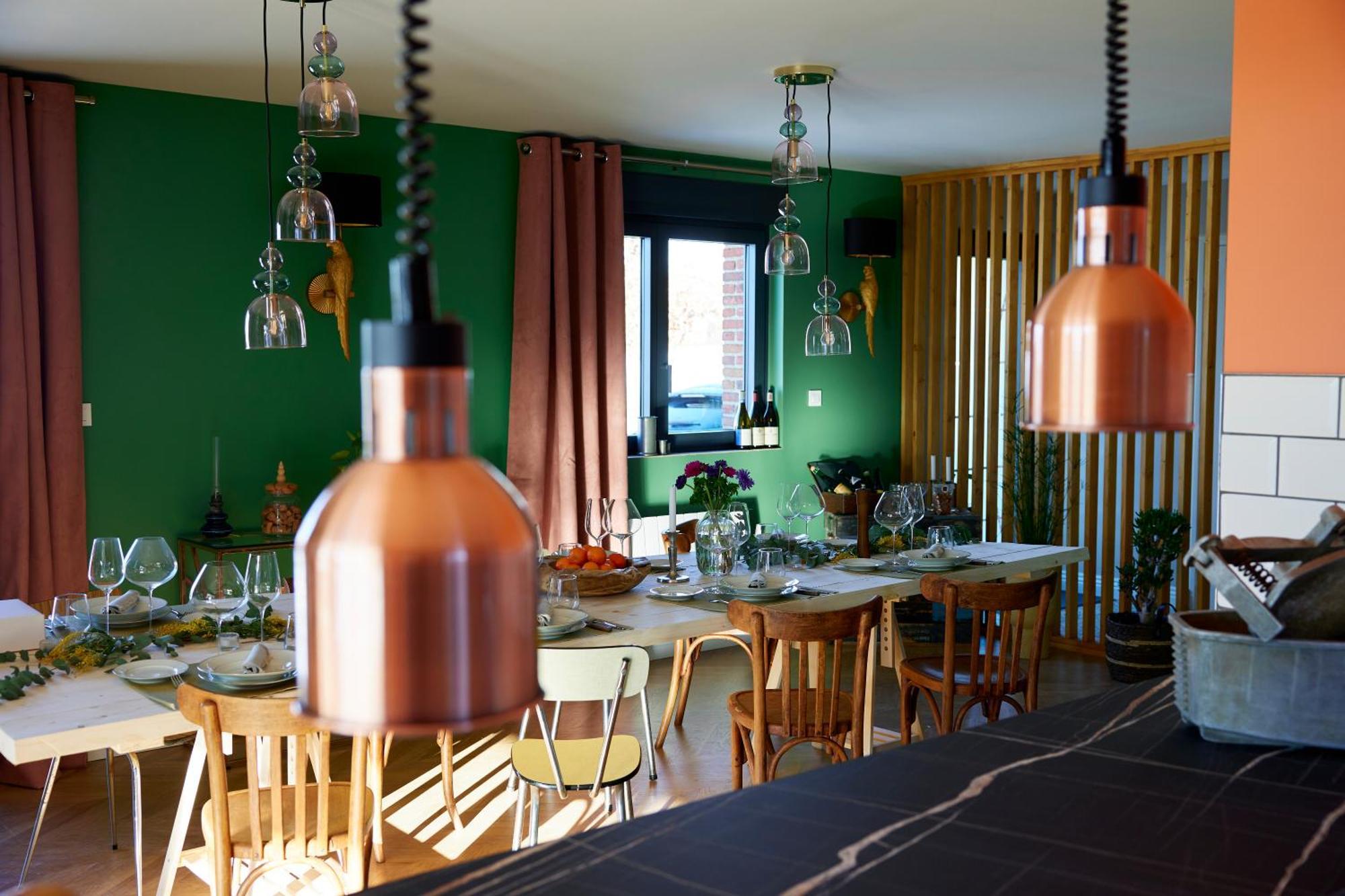 Le Sommelier Bed & Breakfast Байьол Екстериор снимка
